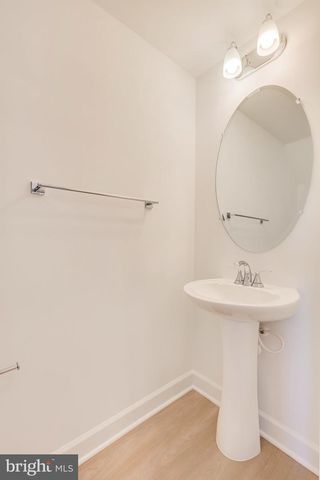 14348 YESLER AVE, Chantilly, VA 20151