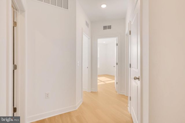 14348 YESLER AVE, Chantilly, VA 20151