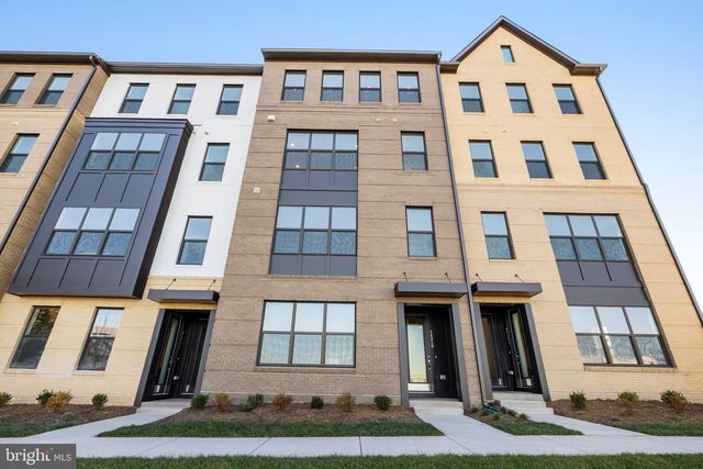 14348 YESLER AVE, Chantilly, VA 20151