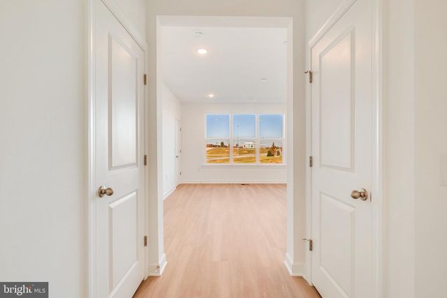 14348 YESLER AVE, Chantilly, VA 20151