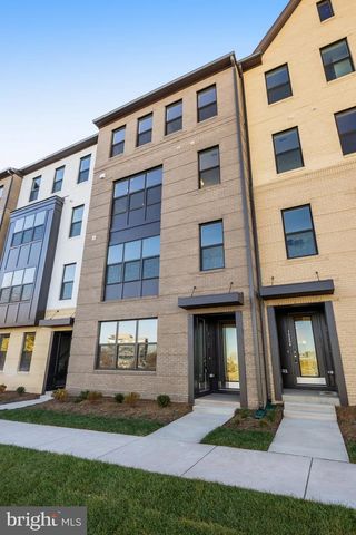 14348 YESLER AVE, Chantilly, VA 20151