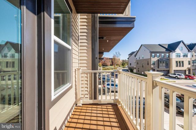 14348 YESLER AVE, Chantilly, VA 20151