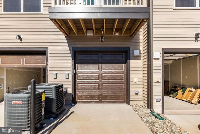 14348 YESLER AVE, Chantilly, VA 20151