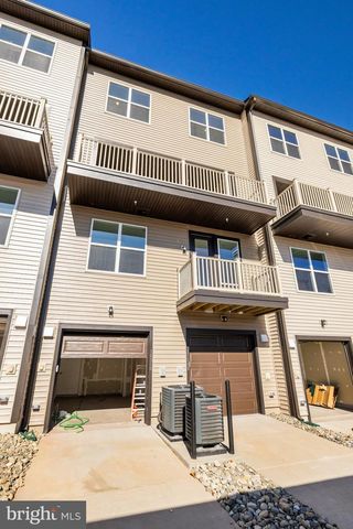 14348 YESLER AVE, Chantilly, VA 20151