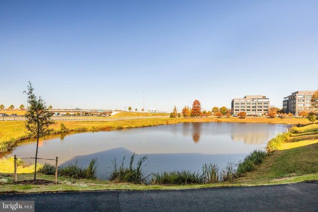 14348 YESLER AVE, Chantilly, VA 20151