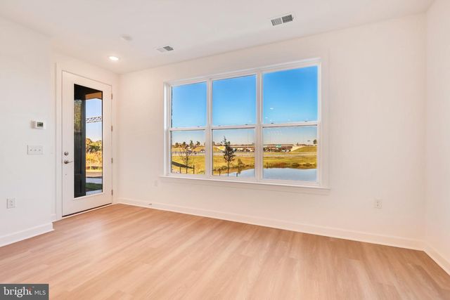 14348 YESLER AVE, Chantilly, VA 20151