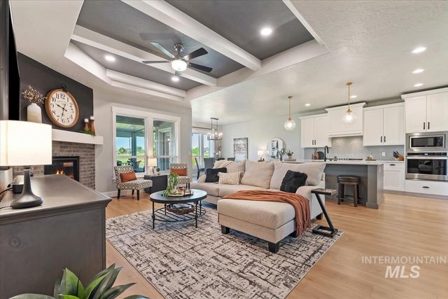 12127 S Aves Place, Nampa, ID 83686