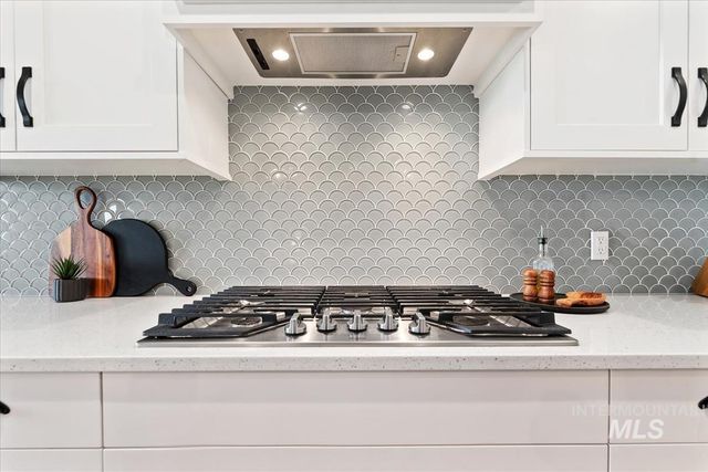 12127 S Aves Place, Nampa, ID 83686