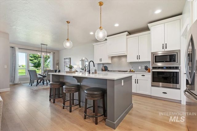 12127 S Aves Place, Nampa, ID 83686