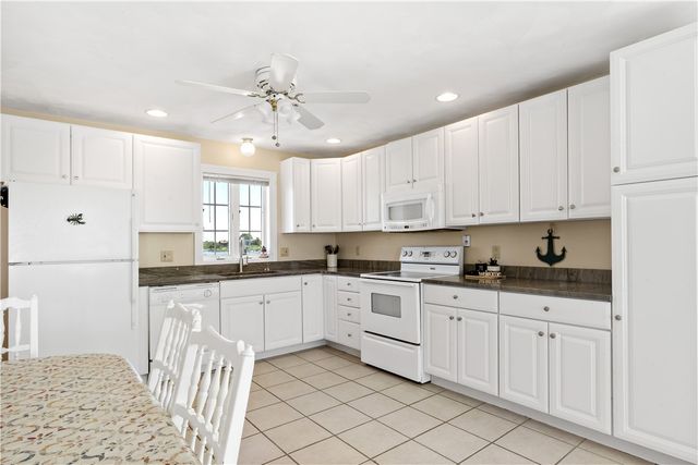 980 Matunuck Beach Road, South Kingstown, RI 02879