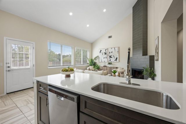 10911 Grassmere CT, Austin, TX 78739