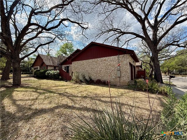 101 Blanco, San Marcos, TX 78666