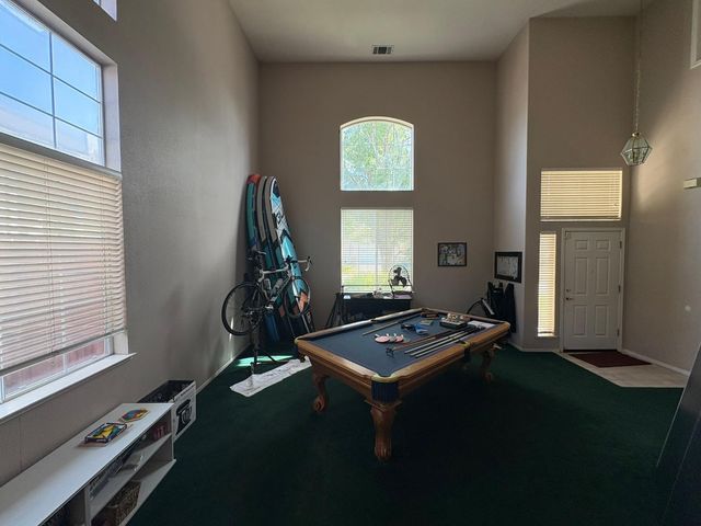 5517 Sage Dr, Rocklin, CA 95765