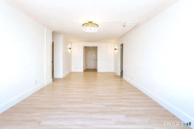 100 York Street 16E, New Haven, CT 06511