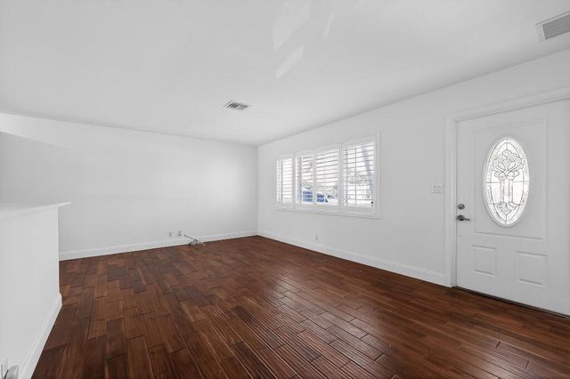 636 Kingfish Road, North Palm Beach, FL 33408