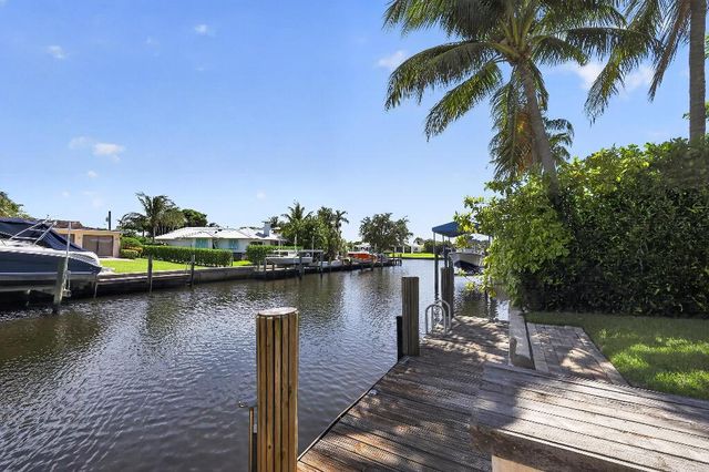 636 Kingfish Road, North Palm Beach, FL 33408