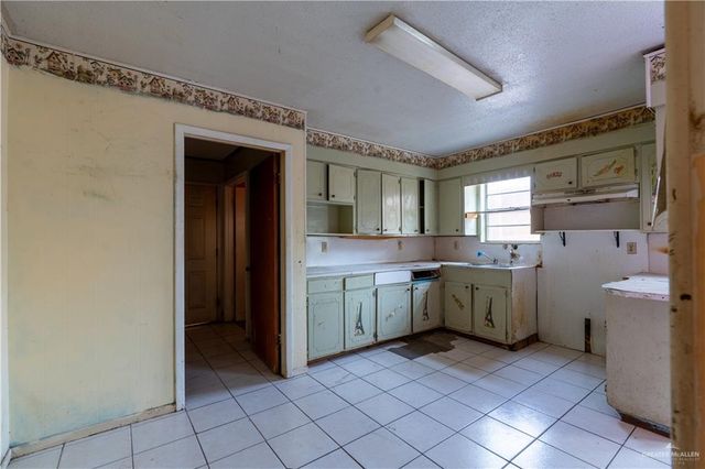 405 N Mayberry Road, Mission, TX 78573