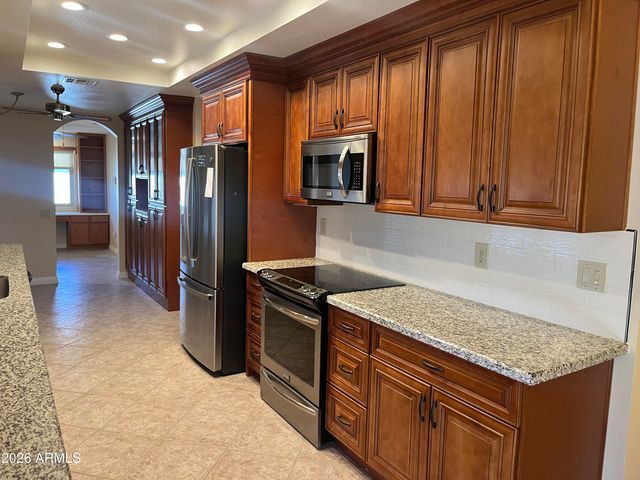 13639 W GARDENVIEW Drive, Sun City West, AZ 85375