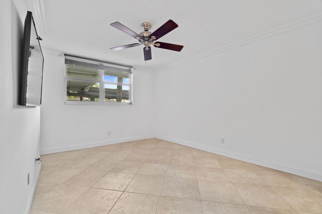2731 NE 14th St Causeway 115, Pompano Beach, FL 33062
