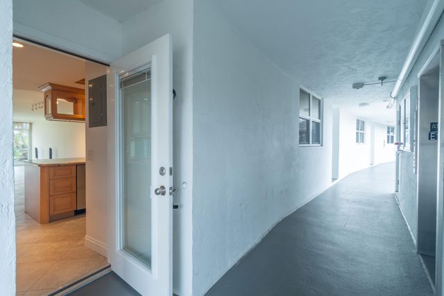 2731 NE 14th St Causeway 115, Pompano Beach, FL 33062
