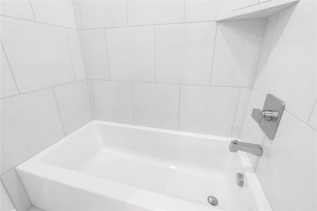 3301 Scissortail Way, Yukon, OK 73099