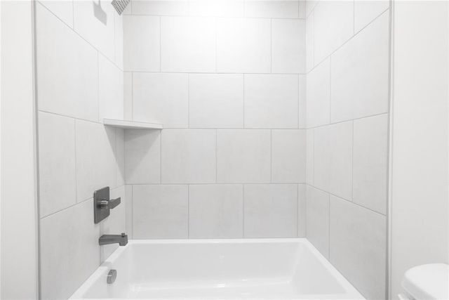 3301 Scissortail Way, Yukon, OK 73099