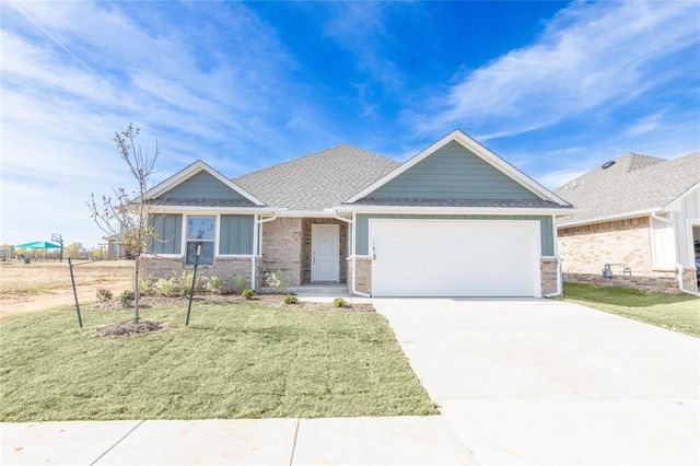 3301 Scissortail Way, Yukon, OK 73099