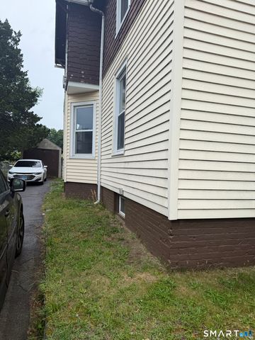 57 Phelps Street, East Hartford, CT 06108