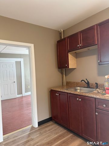57 Phelps Street, East Hartford, CT 06108