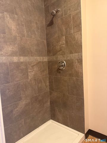 57 Phelps Street, East Hartford, CT 06108