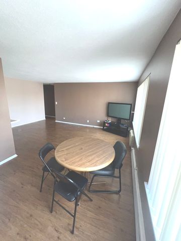 1227 S Harlem Avenue 210, Berwyn, IL 60402