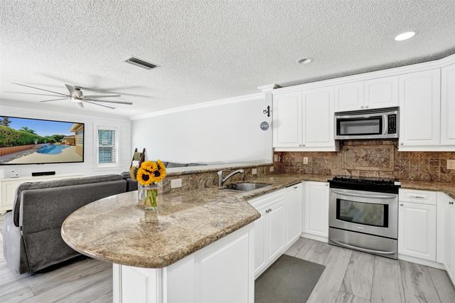 4142 NW 58TH Drive, Coconut Creek, FL 33073
