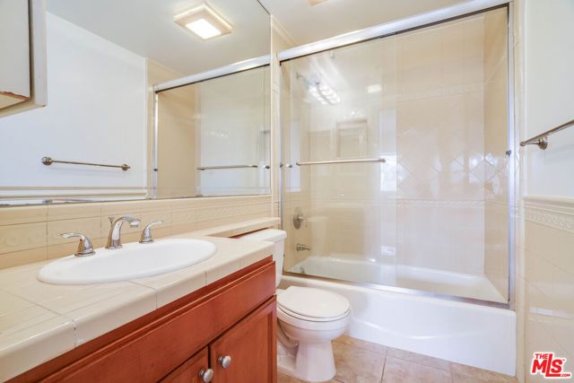 3328 Oakhurst Avenue 110, Los Angeles, CA 90034