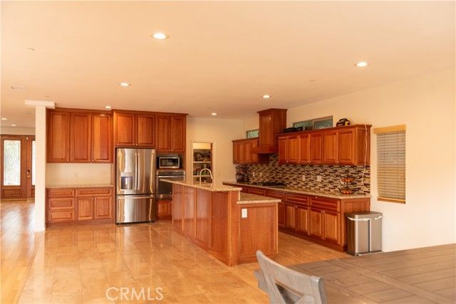 1137 N Banning Boulevard, Wilmington (los Angeles), CA 90744