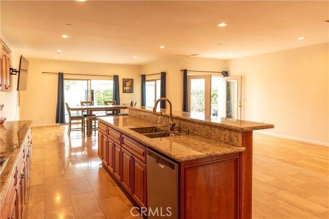 1137 N Banning Boulevard, Wilmington (los Angeles), CA 90744