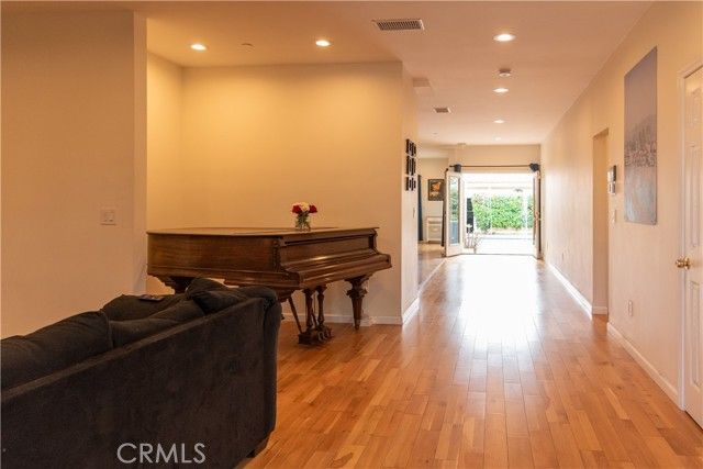 1137 N Banning Boulevard, Wilmington (los Angeles), CA 90744