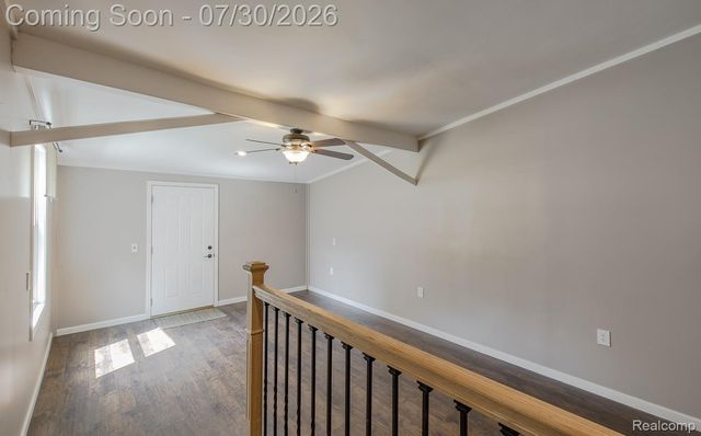 10470 King Road, Springfield Charter Township, MI 48350