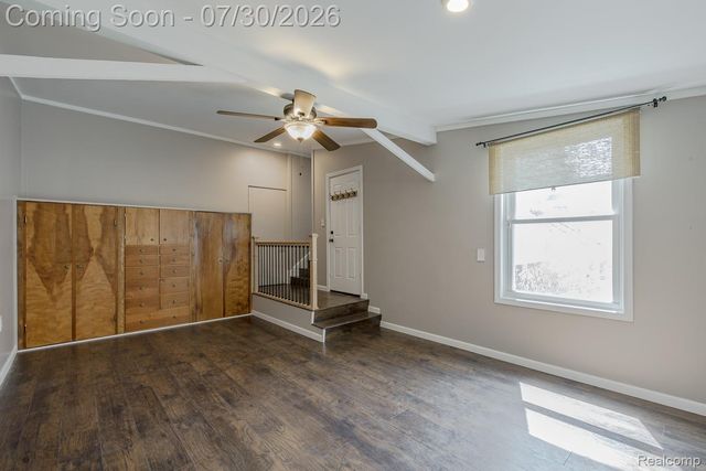 10470 King Road, Springfield Charter Township, MI 48350