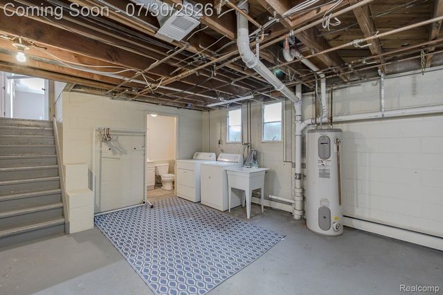 10470 King Road, Springfield Charter Township, MI 48350