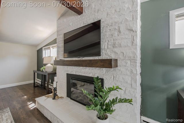 10470 King Road, Springfield Charter Township, MI 48350