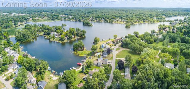 10470 King Road, Springfield Charter Township, MI 48350
