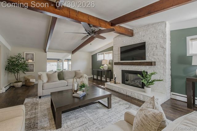 10470 King Road, Springfield Charter Township, MI 48350