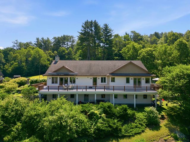 55 County Road, Hartland, VT 05089