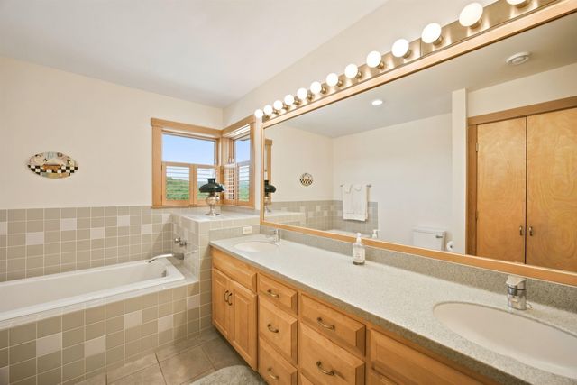 55 County Road, Hartland, VT 05089