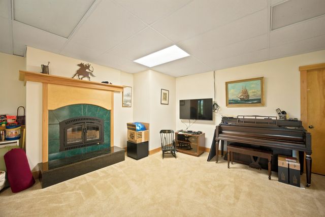 55 County Road, Hartland, VT 05089