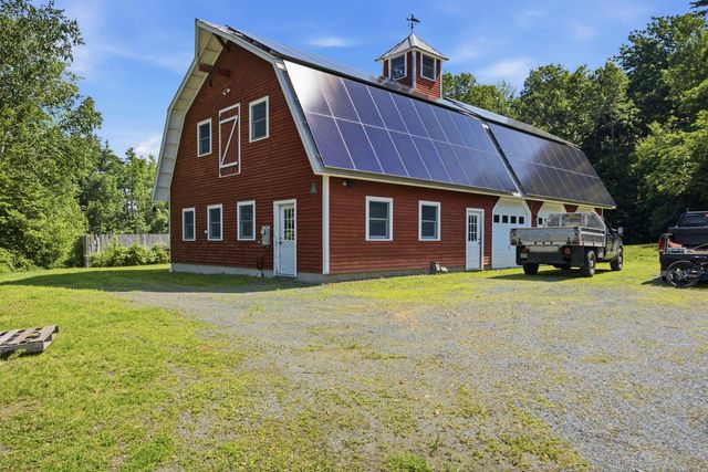 55 County Road, Hartland, VT 05089