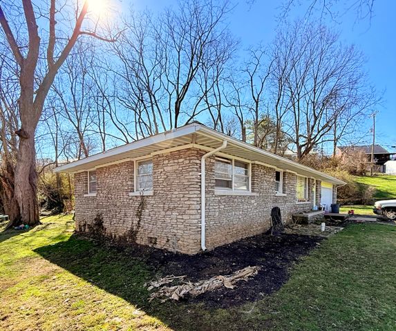 1869 Rio Vista Drive, Paris, KY 40361