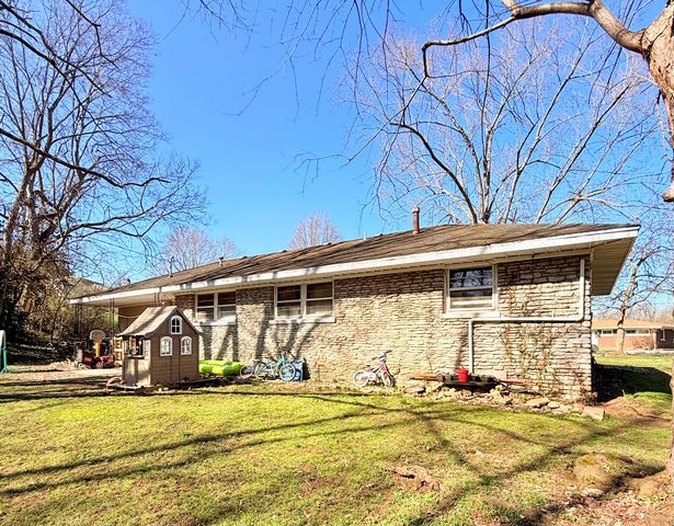 1869 Rio Vista Drive, Paris, KY 40361