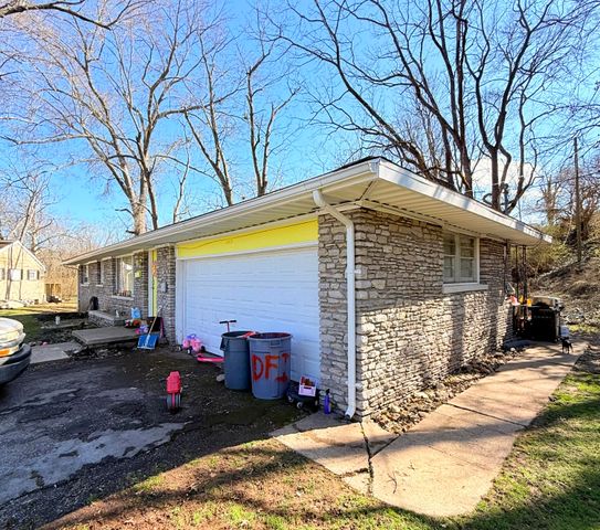 1869 Rio Vista Drive, Paris, KY 40361