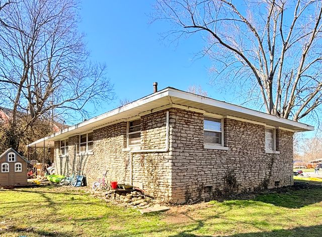 1869 Rio Vista Drive, Paris, KY 40361